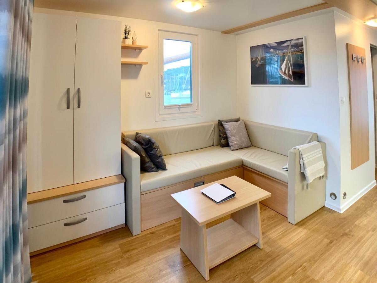 Bellavista Houseboat Apartment Portorose المظهر الخارجي الصورة