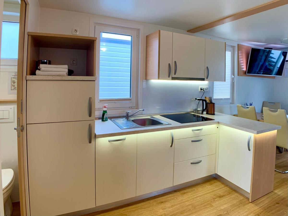 Bellavista Houseboat Apartment Portorose المظهر الخارجي الصورة