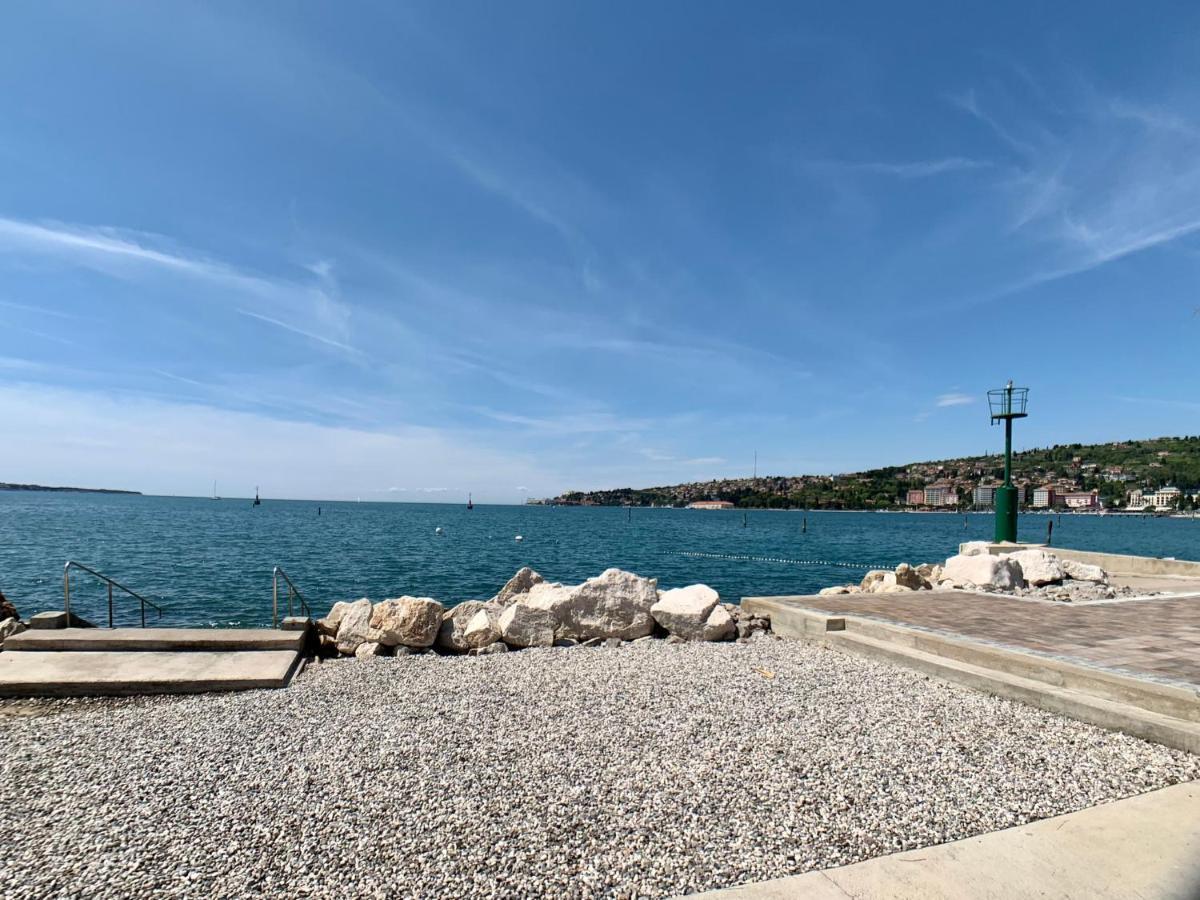 Bellavista Houseboat Apartment Portorose المظهر الخارجي الصورة